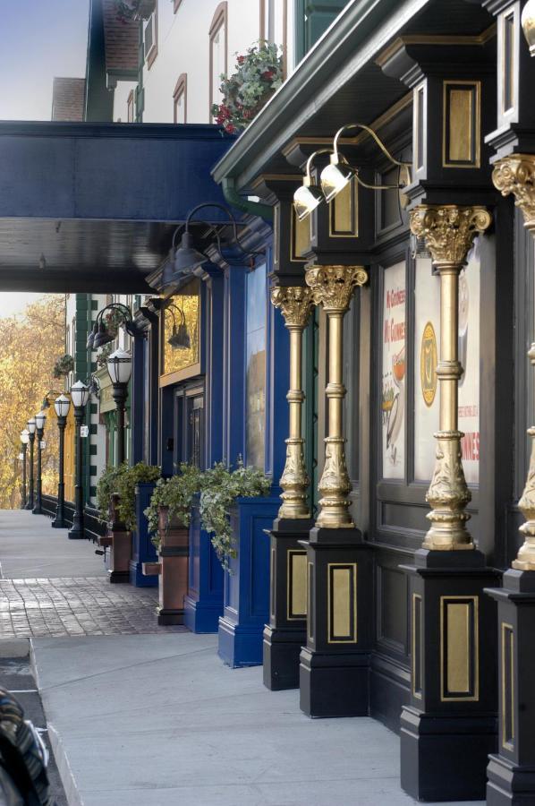 Irish Cottage Inn & Suites ガリーナ エクステリア 写真