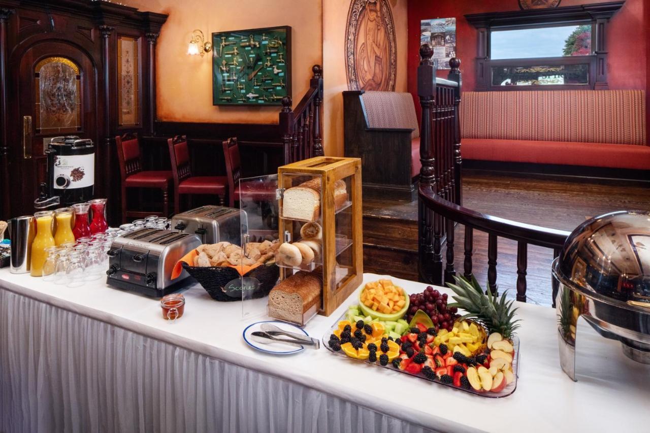 Irish Cottage Inn & Suites ガリーナ エクステリア 写真