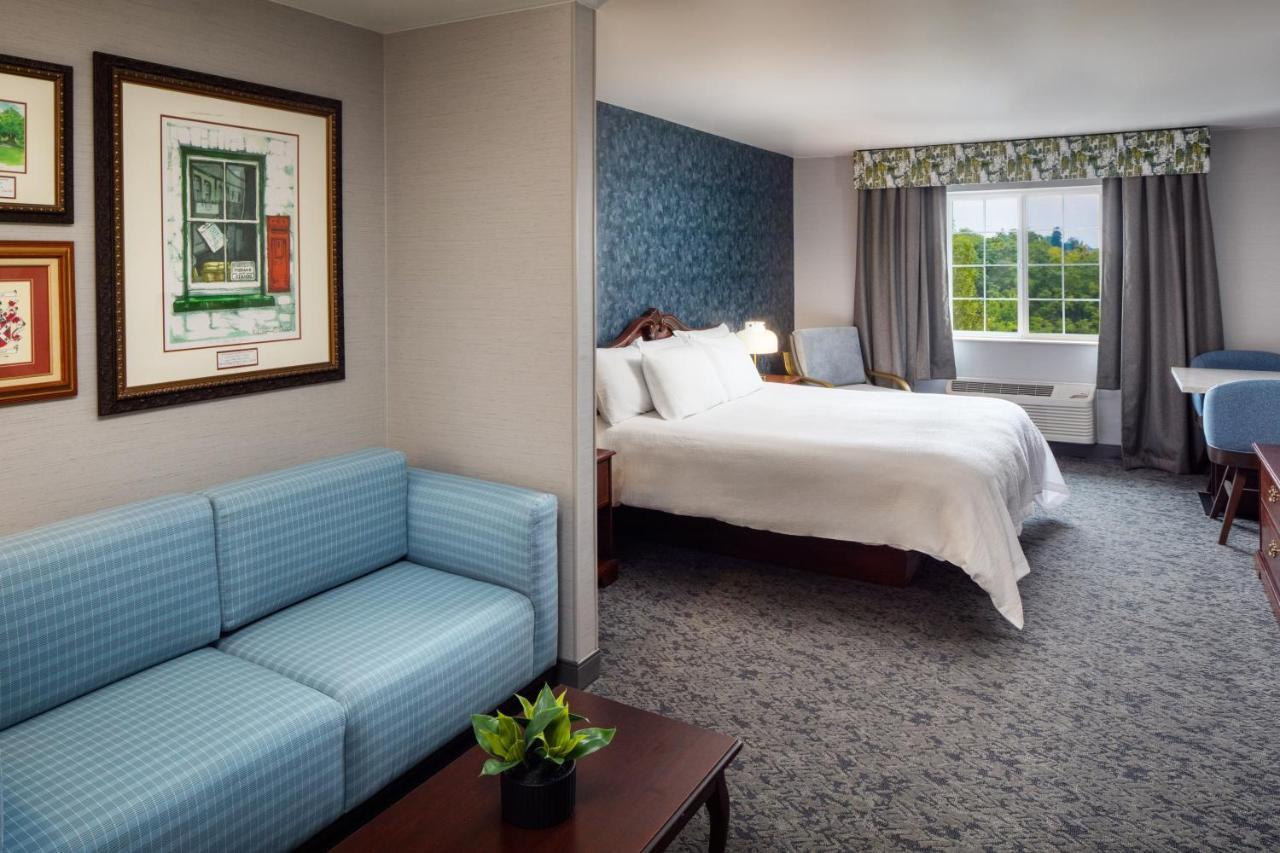 Irish Cottage Inn & Suites ガリーナ エクステリア 写真