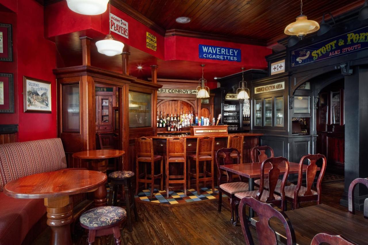 Irish Cottage Inn & Suites ガリーナ エクステリア 写真