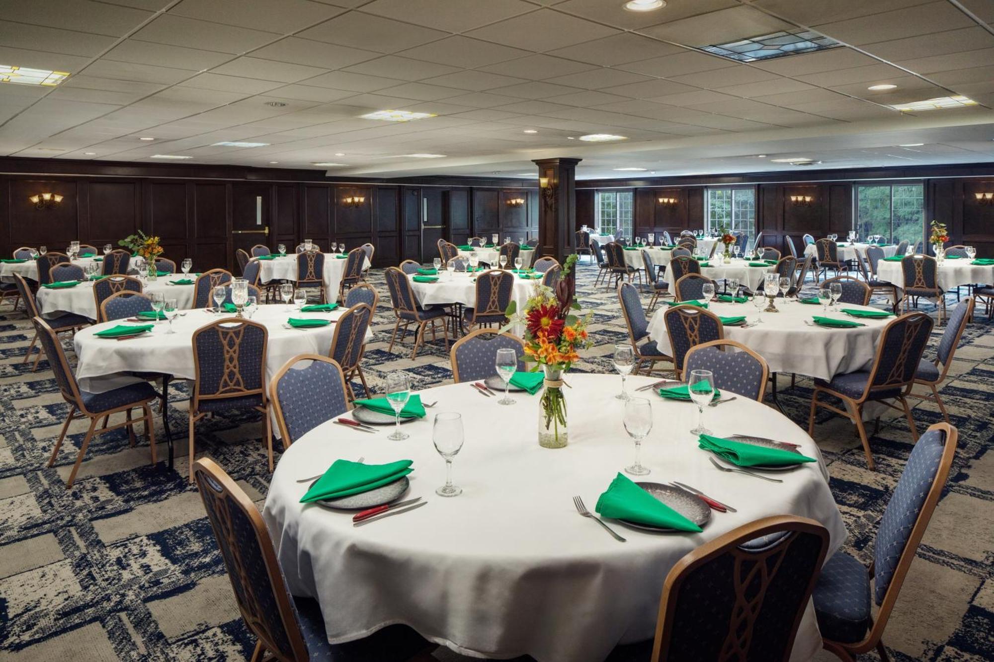 Irish Cottage Inn & Suites ガリーナ エクステリア 写真